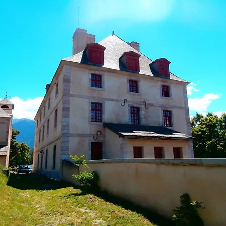 Le Pavillon Des Officiers Apartmanhotel *